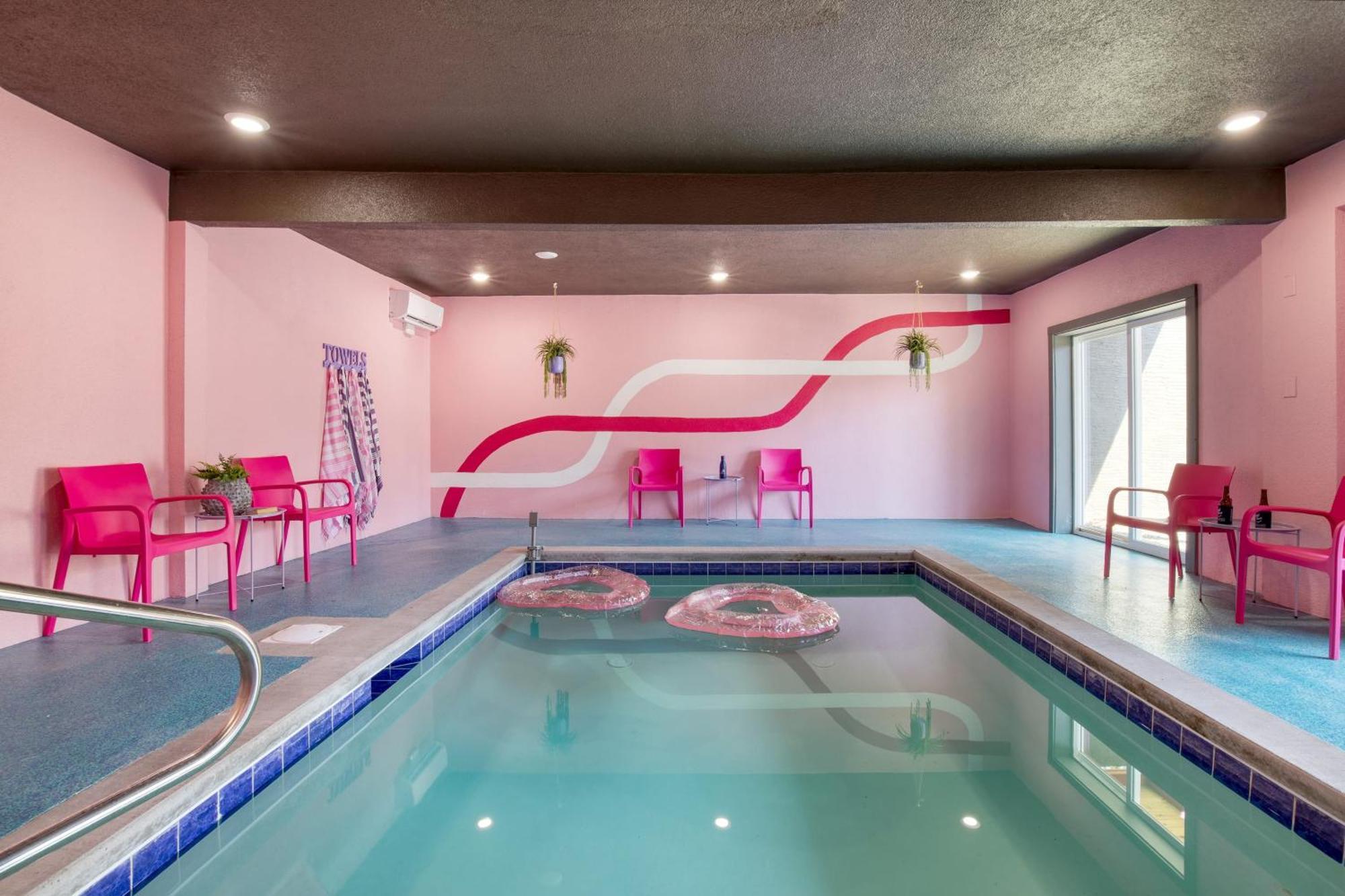 Pink Pines Avantstay Luxury Aesthetic Dream Home Indoor Pool Hot Tub Pigeon Forge Buitenkant foto