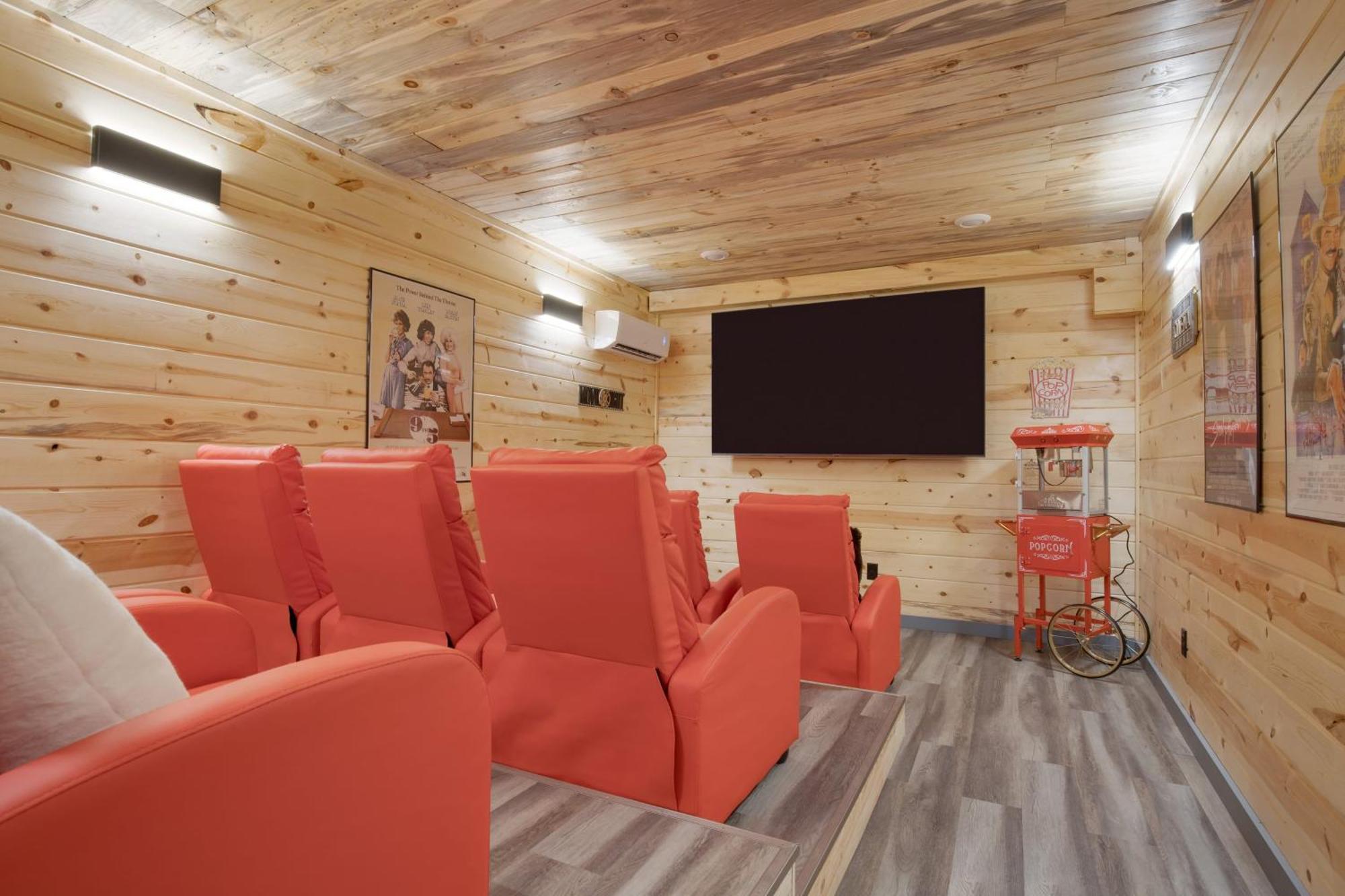 Pink Pines Avantstay Luxury Aesthetic Dream Home Indoor Pool Hot Tub Pigeon Forge Buitenkant foto