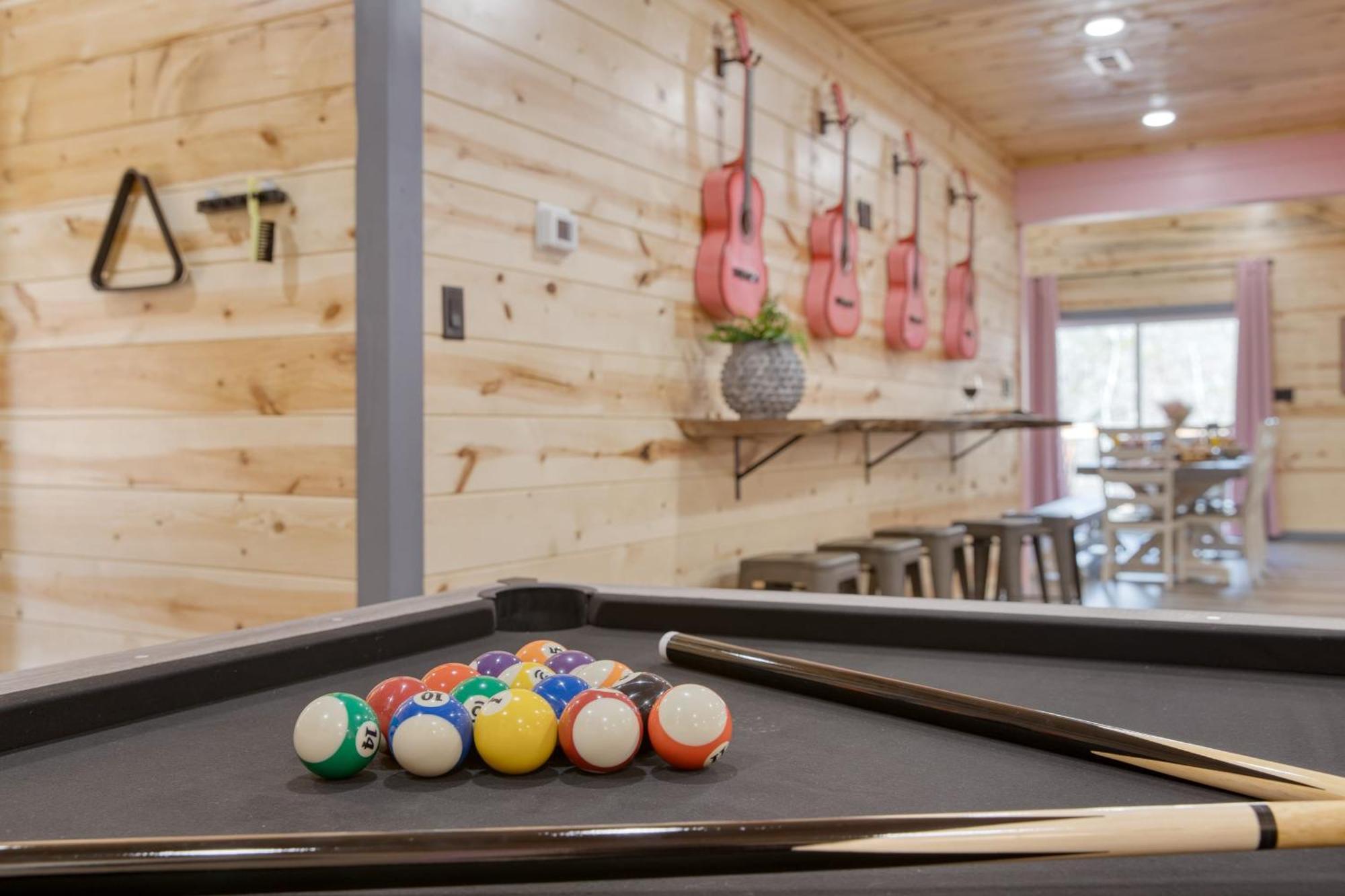 Pink Pines Avantstay Luxury Aesthetic Dream Home Indoor Pool Hot Tub Pigeon Forge Buitenkant foto